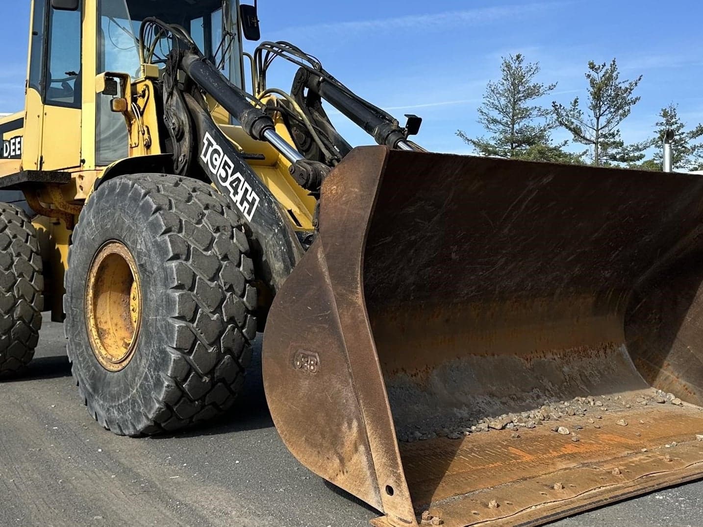 2000 DEERE TC54H