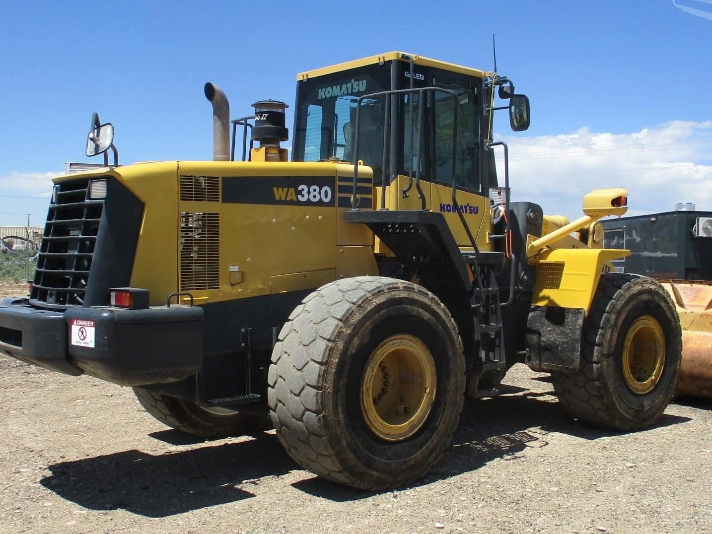 2007 KOMATSU WA380-6