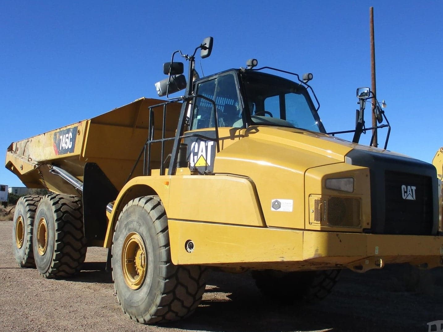 2016 CATERPILLAR 745C