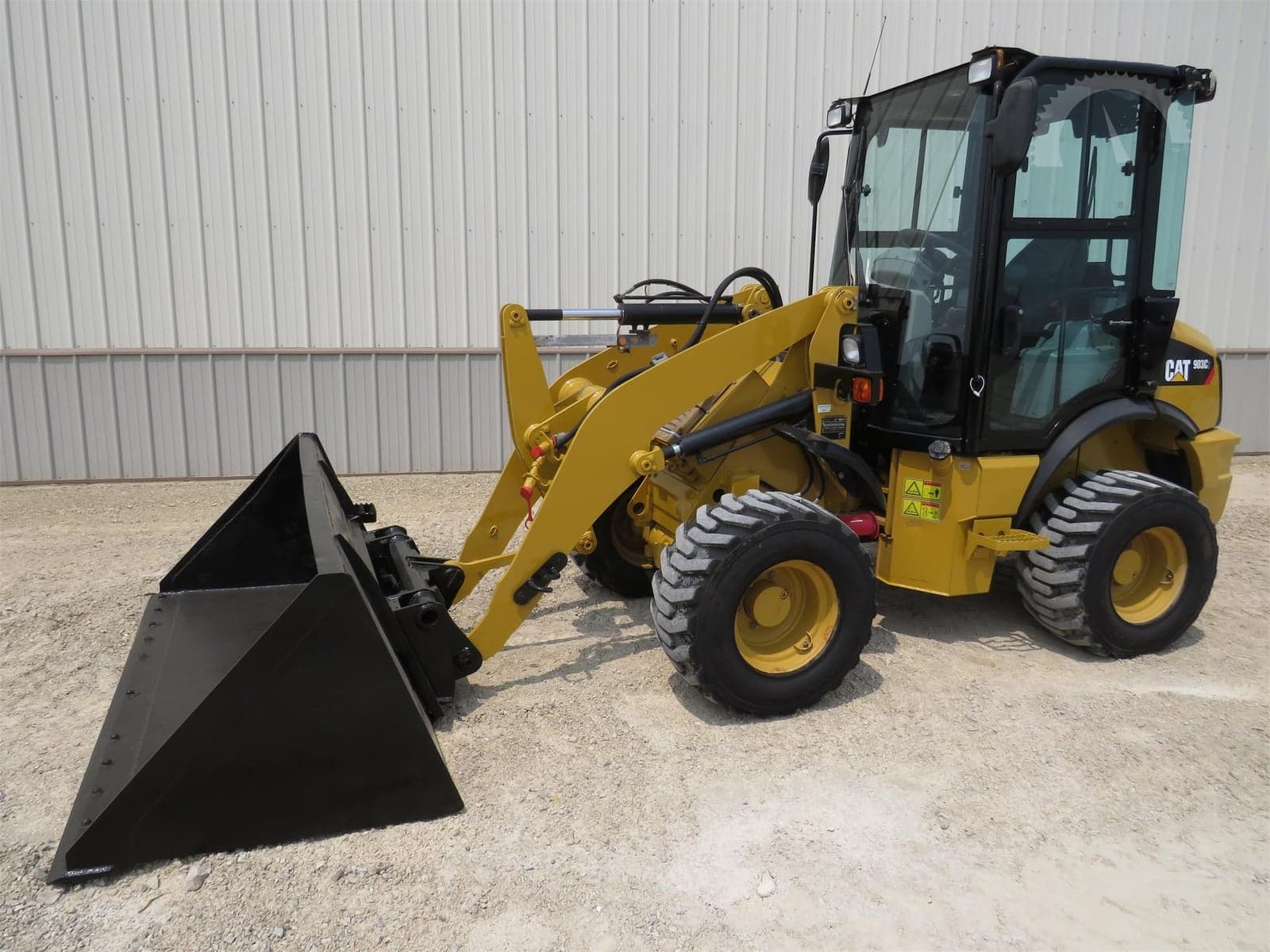 2017 Caterpillar 903C2 Compact Wheel Loader A/C Quick Attach