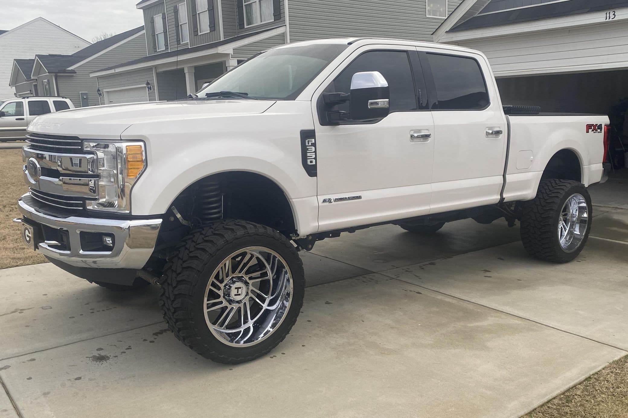 2017 Ford F-350 Super Duty Lariat 4x4