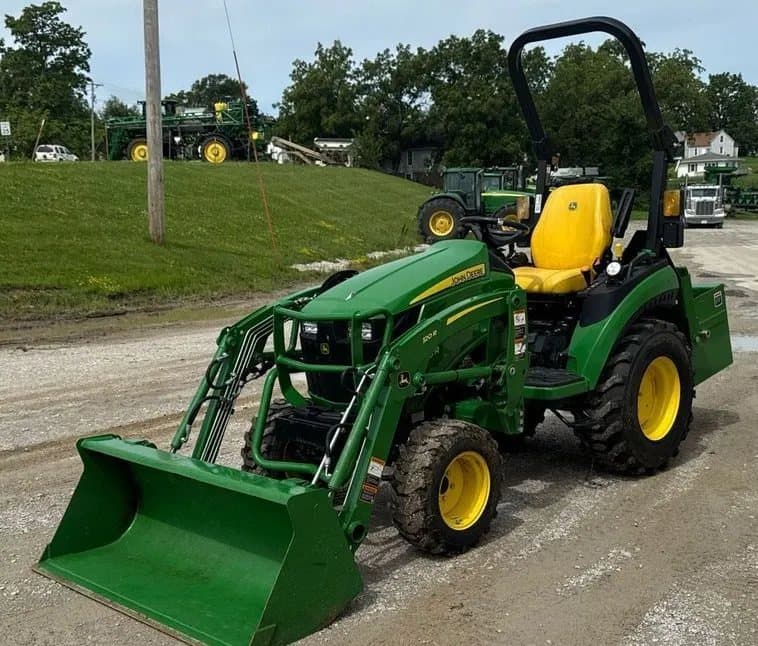 2023 John Deere 2025R